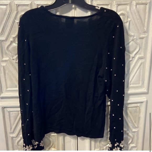 Spring Embroidered sweater - Picture 5 of 7